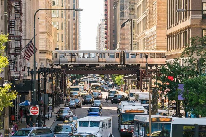 444051949 featured image Busy street with elevated train and cars below